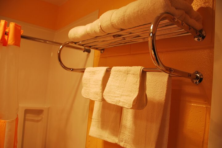 Room 15 of 24