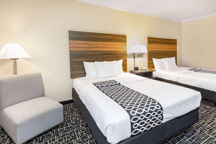 La Quinta Inn & Suites by Wyndham Garland Harbor Point