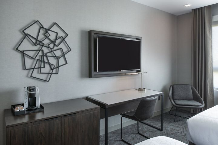 Room 34 of 59