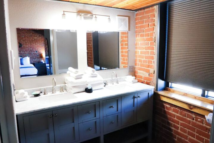 The Hotel Sturgis