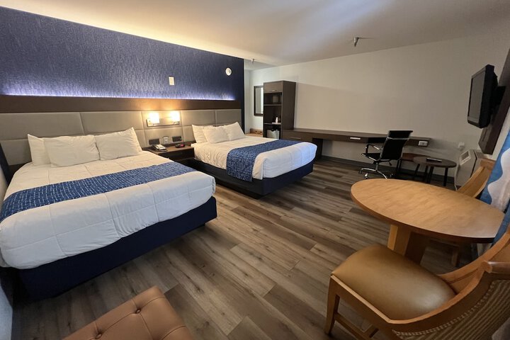 Room 13 of 20