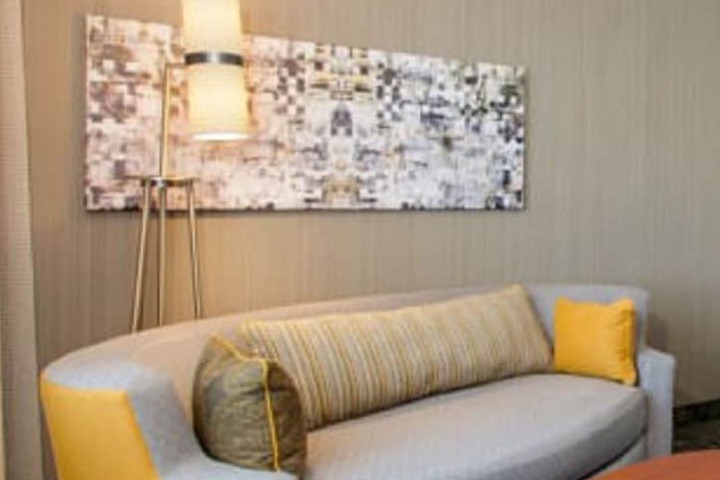 Room 17 of 25
