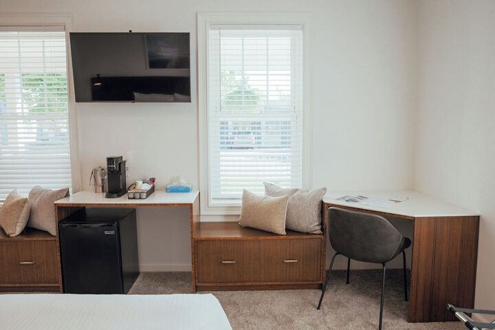 Room 12 of 19
