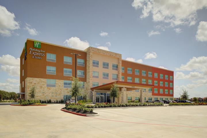 Hotel 2 of 29