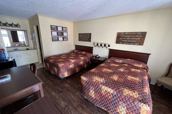 Room 15 of 42