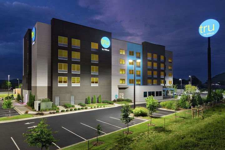 Hotel 3 of 34