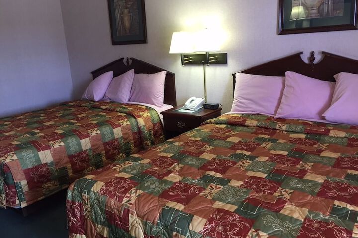 Room 12 of 20