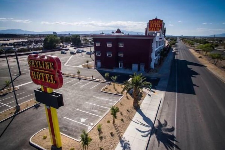 Skyline Hotel & Casino