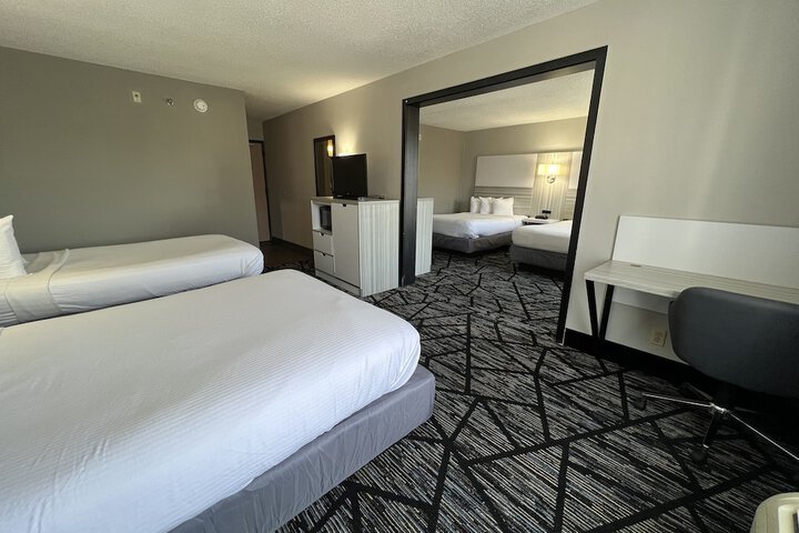 Room 14 of 24