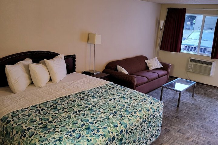 Room 51 of 71