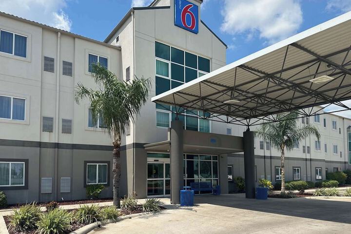 Motel 6 Mission TX