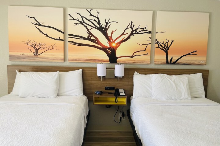 Room 15 of 22