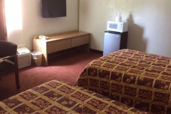 Room 50 of 51