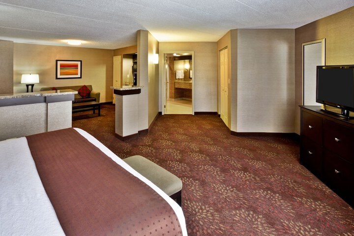 Room 30 of 53