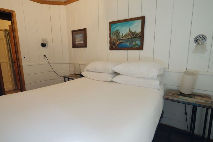 Lake Front Cabins