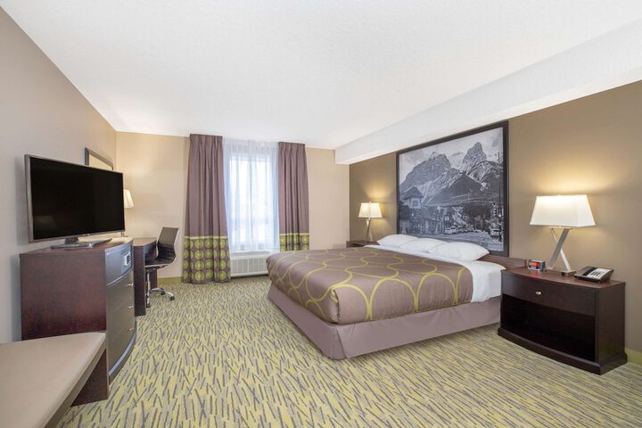 Super 8 by Wyndham Canmore