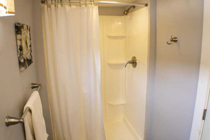 Room 15 of 38