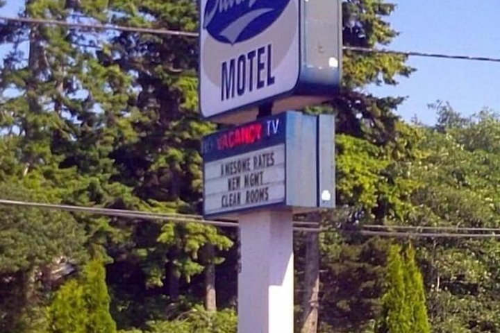 Hotel 3 of 43