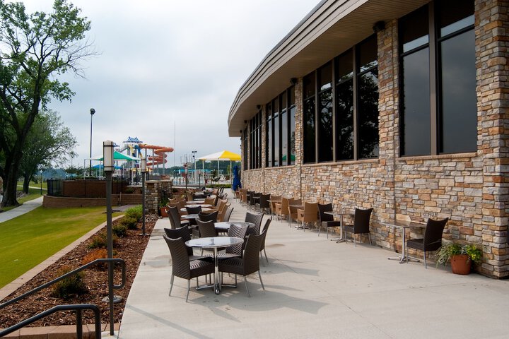 Kings Pointe Waterpark Resort