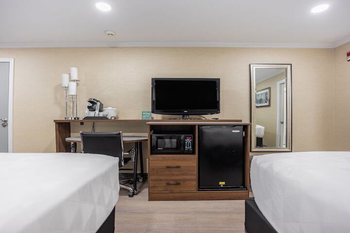 Room 16 of 49