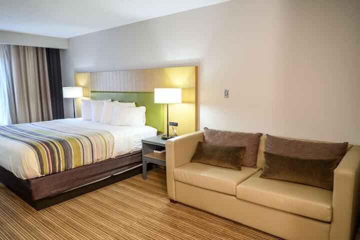 Room 34 of 60