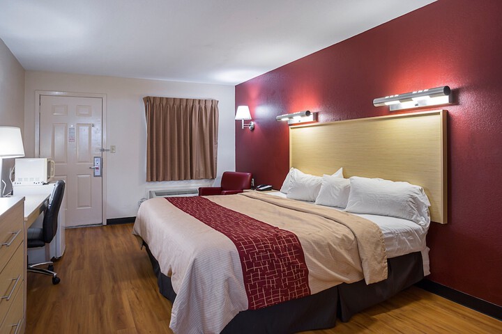 Room 16 of 31