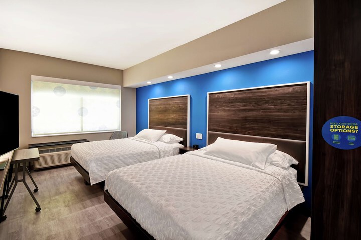 Room 22 of 69
