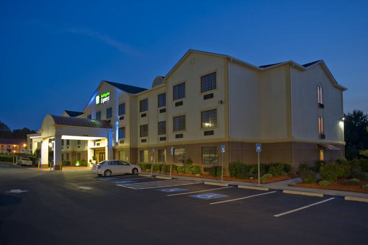 Hotel 7 of 49