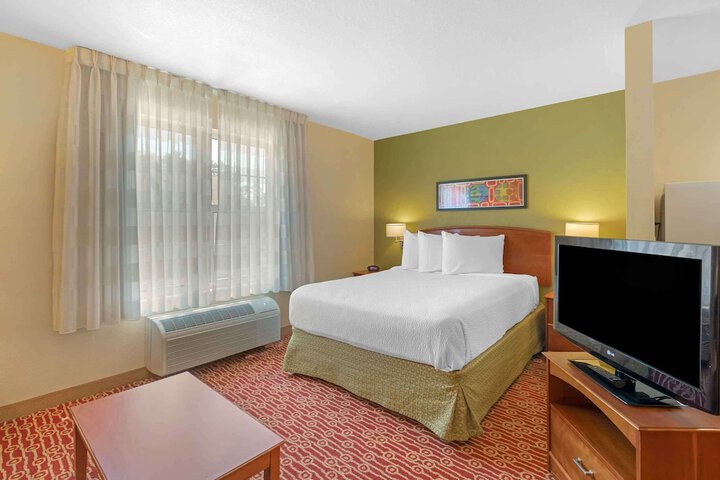 Room 15 of 31