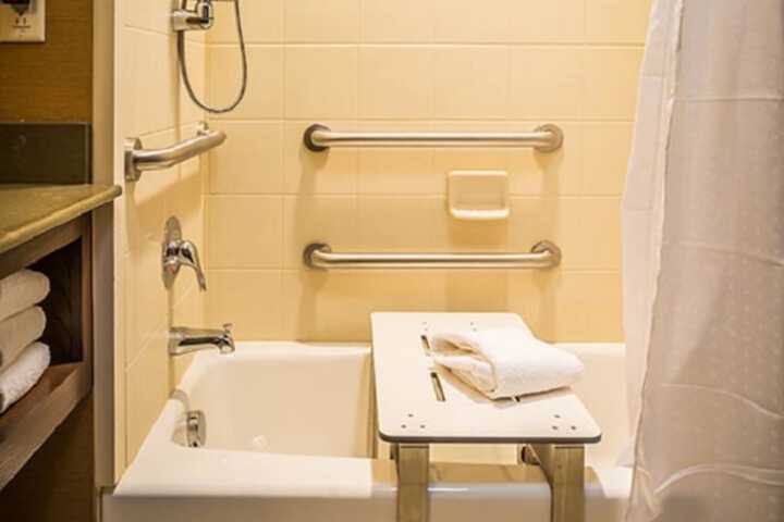 Holiday Inn Express & Suites Salt Lake City South - Murray by IHG