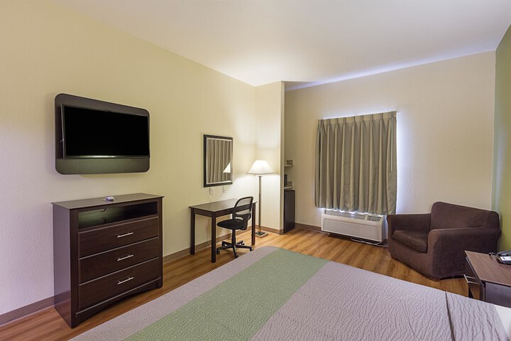 Room 26 of 34