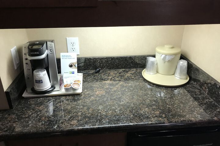 Breakfast/Coffee Service 41 of 45