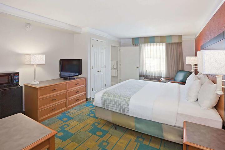 Room 16 of 21