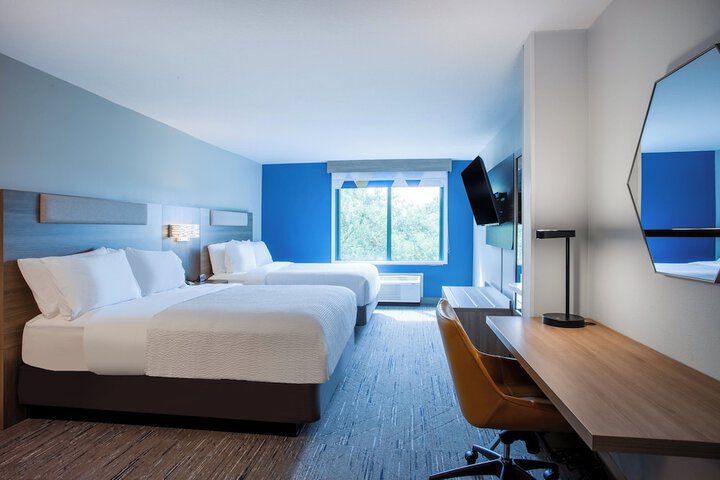 Room 51 of 71