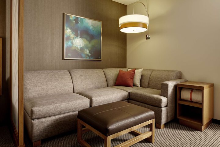 Room 10 of 25