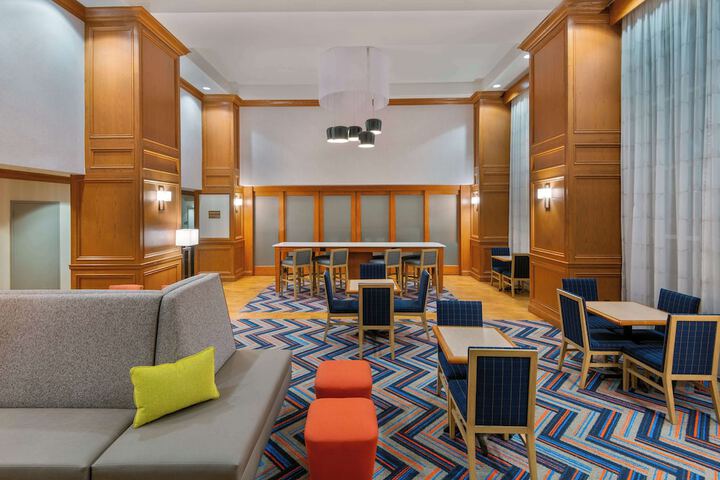 Hampton Inn & Suites Murfreesboro
