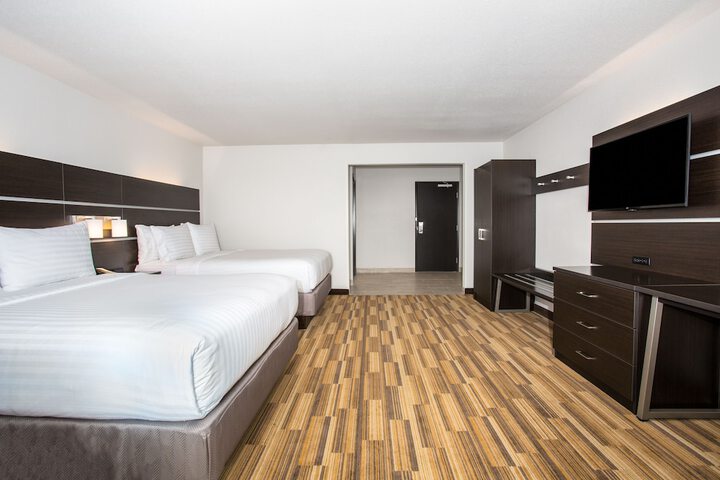 Holiday Inn Express & Suites Rapid City - Rushmore South by IHG