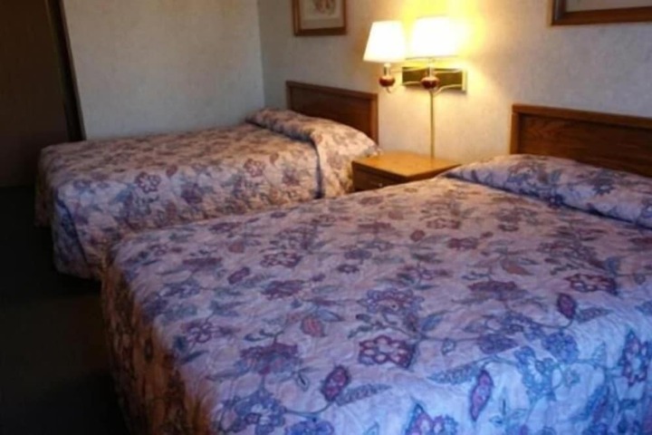 Room 16 of 16