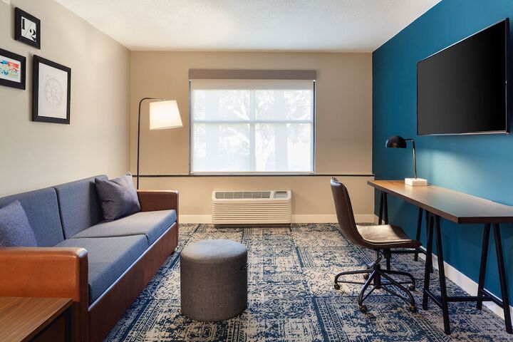 Room 14 of 19