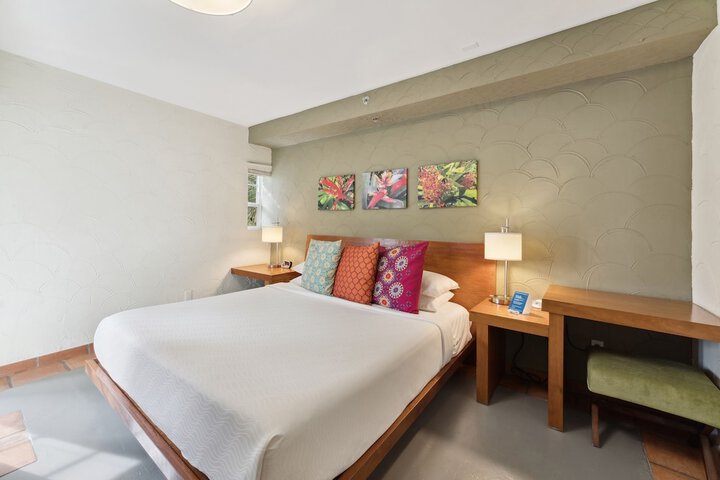 Room 15 of 84