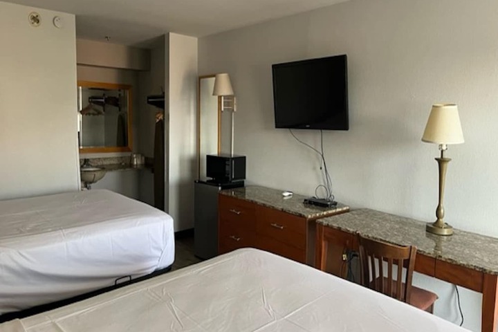 Motel 6 Laurel MS