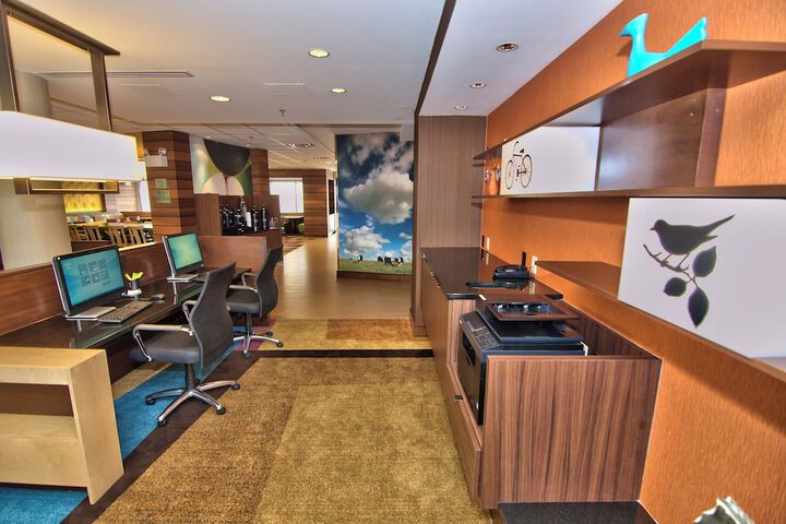 Business Center 48 of 50