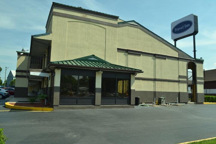 Hotel 1 of 28