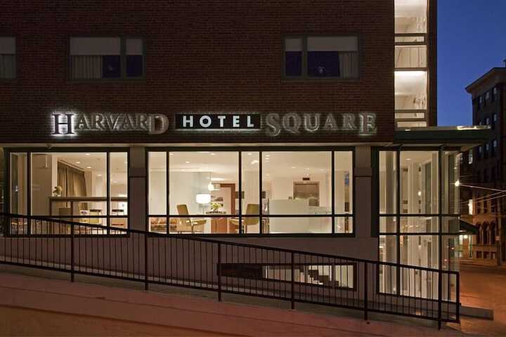 Hotel 5 of 21