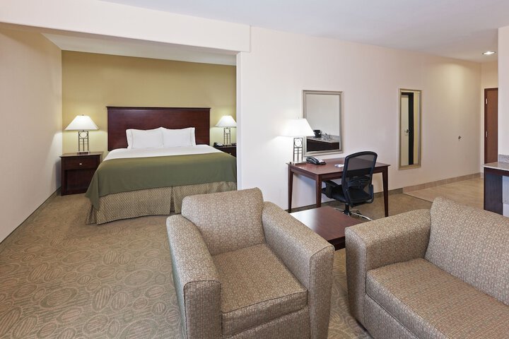Room 19 of 41