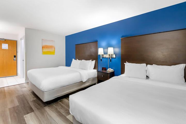 Comfort Inn & Suites New Lisbon