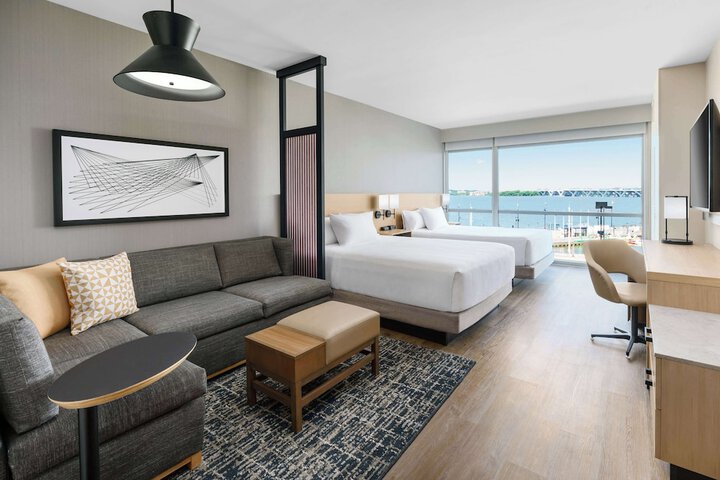 Room 29 of 52