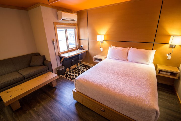 Room 44 of 78