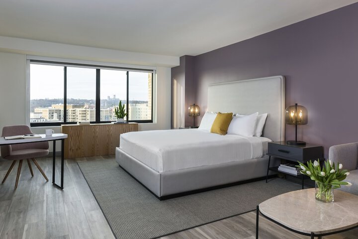 Room 36 of 60