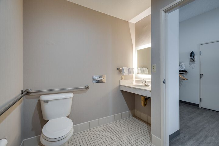 Room 21 of 52